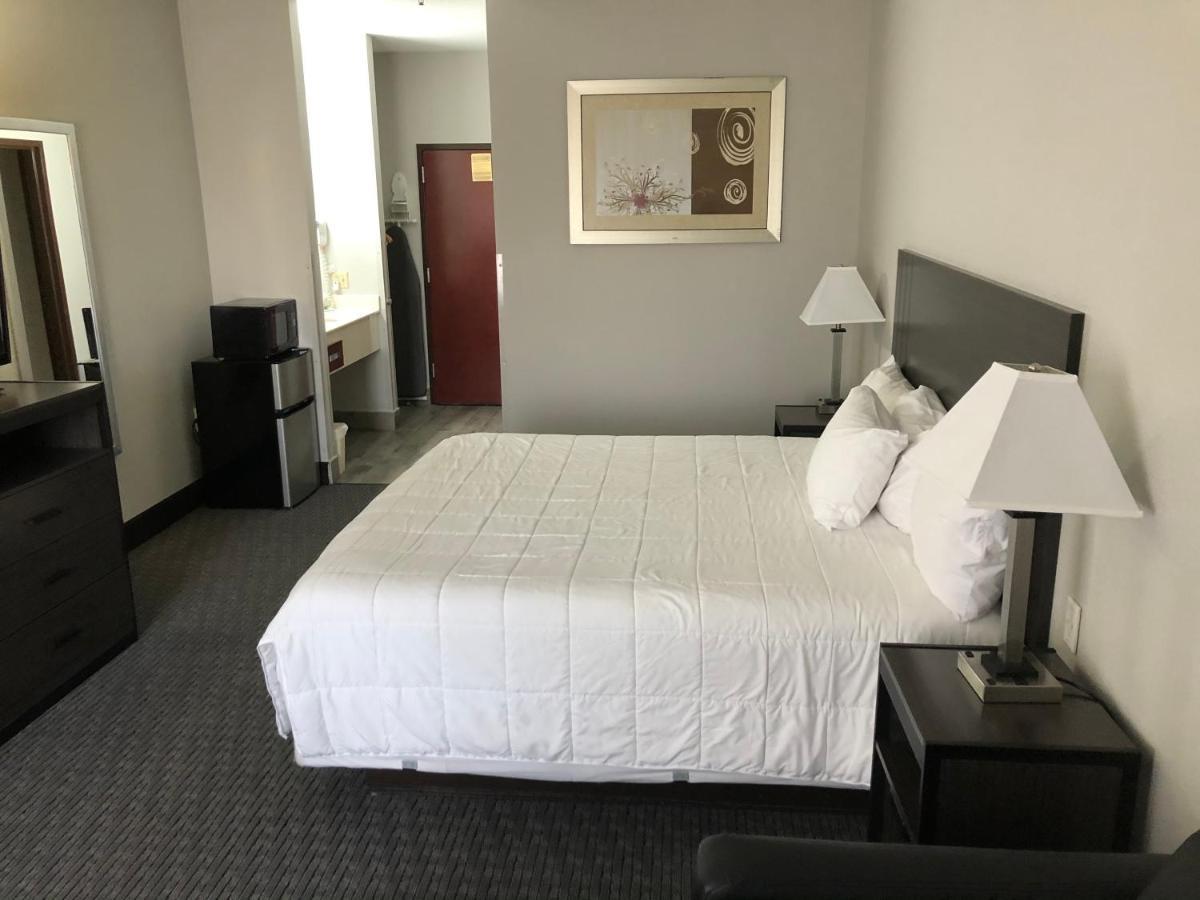 Lea County Inn Хоббс Экстерьер фото