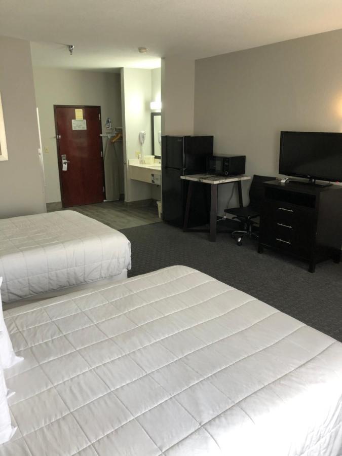 Lea County Inn Хоббс Экстерьер фото