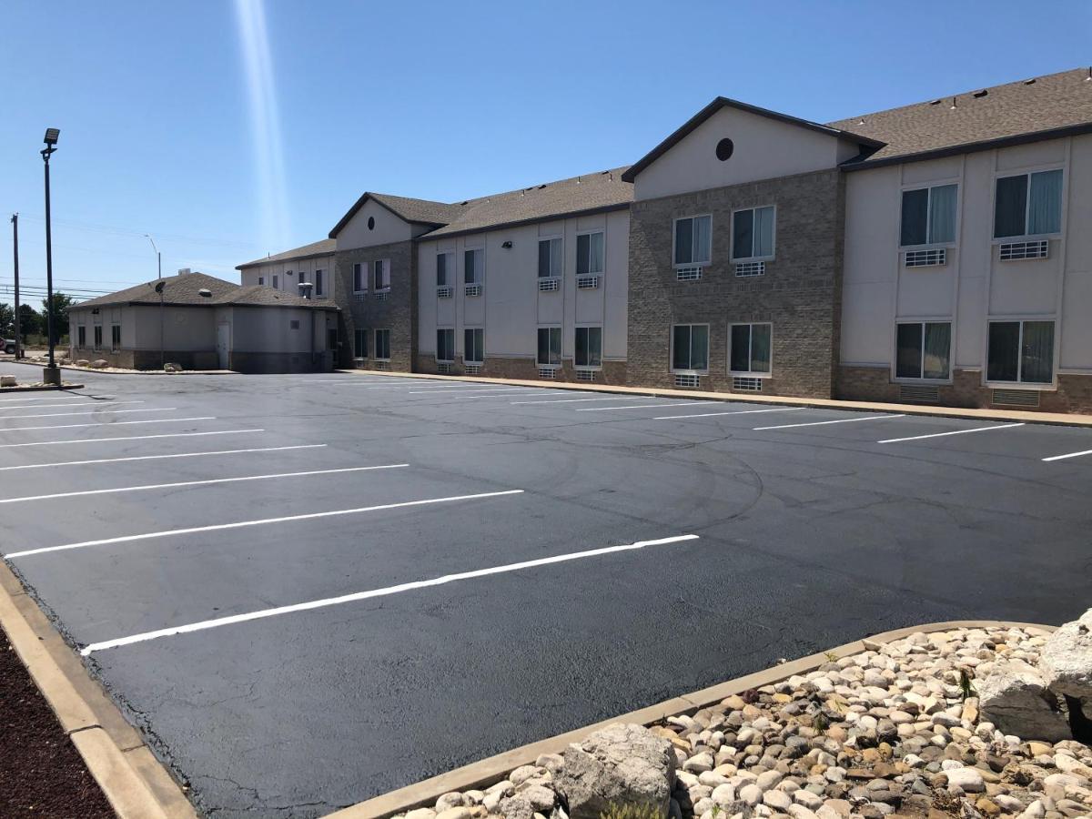 Lea County Inn Хоббс Экстерьер фото
